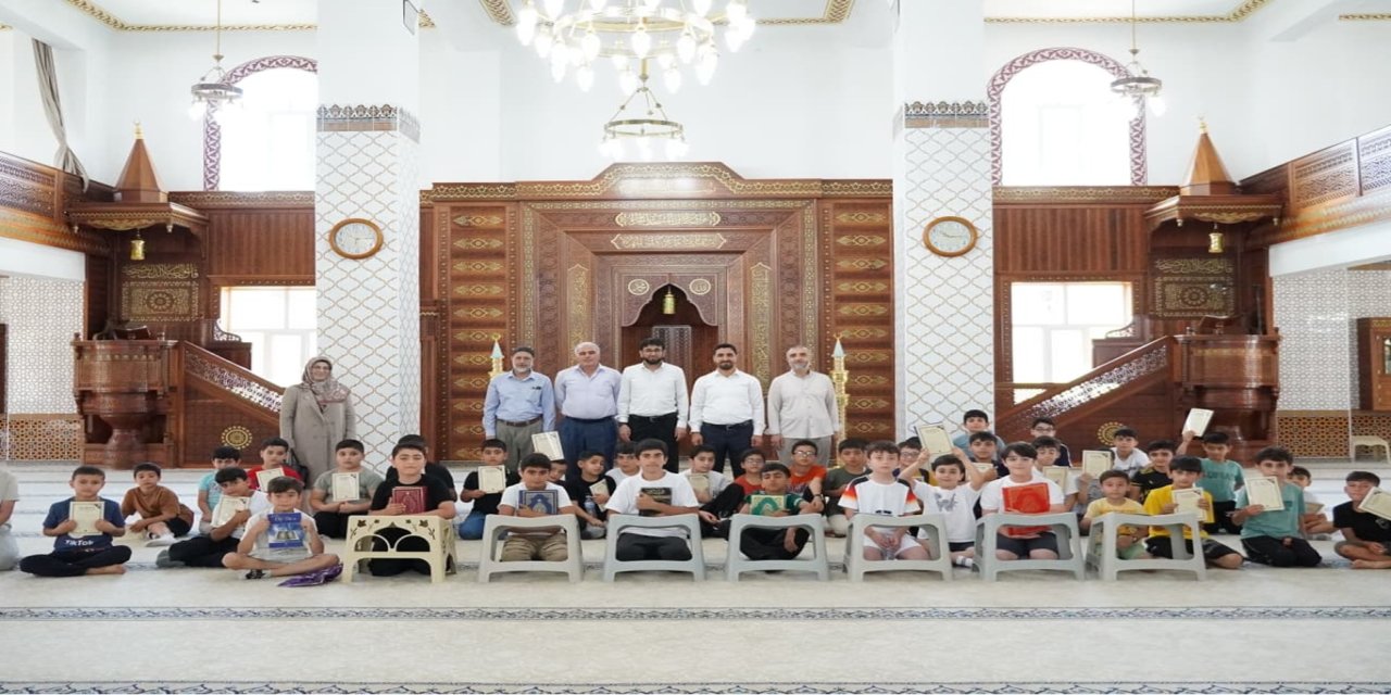 İl Müftü Vekili Bayram Öztürk, yaz Kur'an kursu öğrencileriyle buluştu