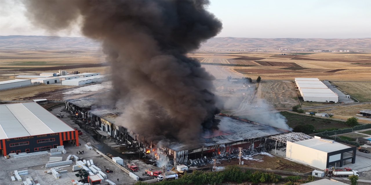Yangının korkunç boyutu havadan görüntülendi
