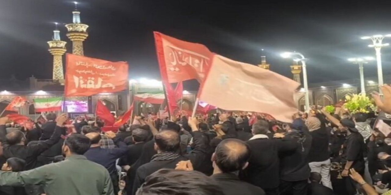 Hamanei'nin naaşı Meşhed'de defnedildi