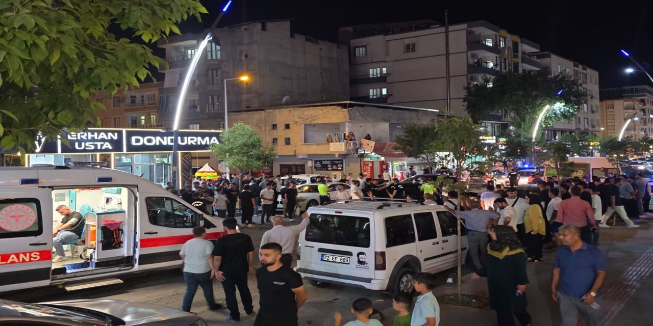 Batman'da iki otomobil çarpıştı: 2 yaralı