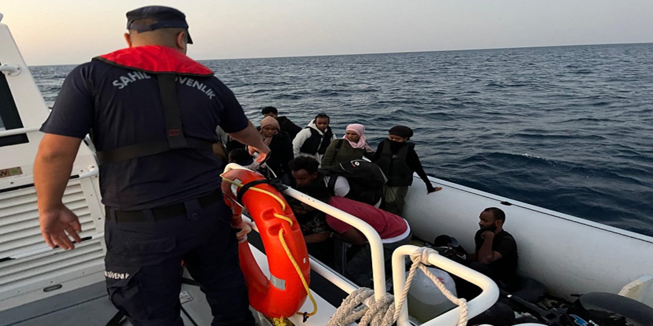 İzmir açıklarında düzensiz göçmen hareketliliği