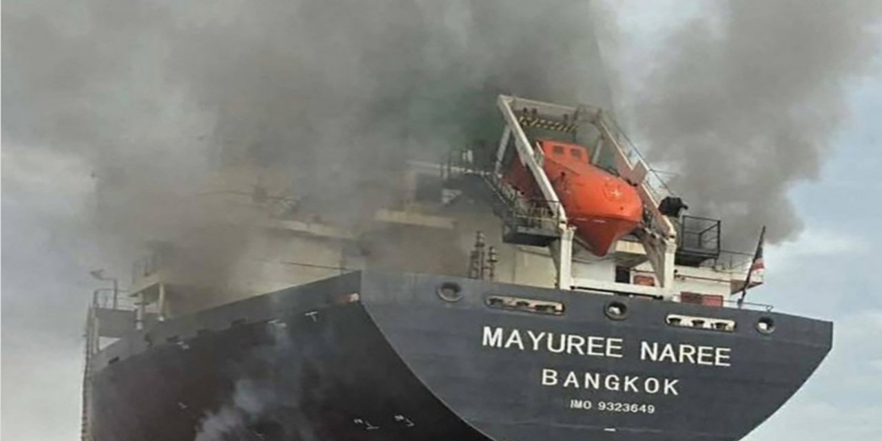 Hürmüz Boğazı'nda gerginlik: İran bir gemiyi hedef aldı