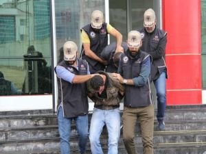 Van'da 3 kız PKK'dan kurtarıldı