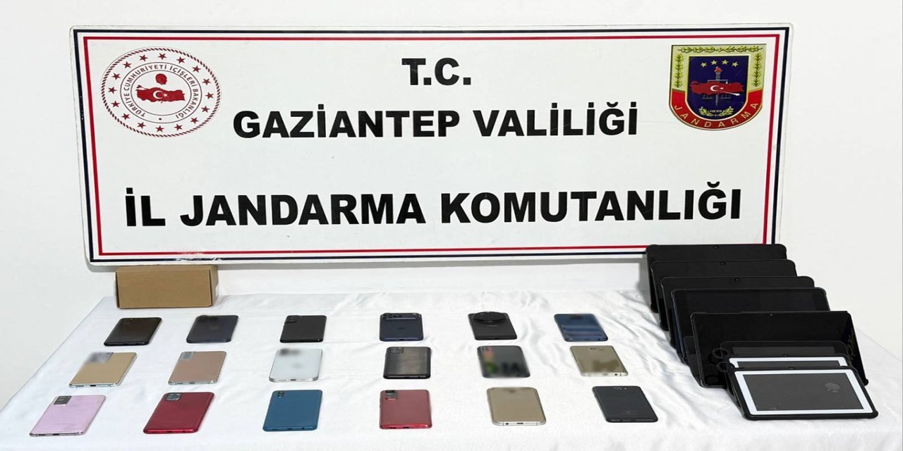 Gaziantep'te gümrük kaçağı elektronik eşya operasyonunda 3 şüpheli yakalandı