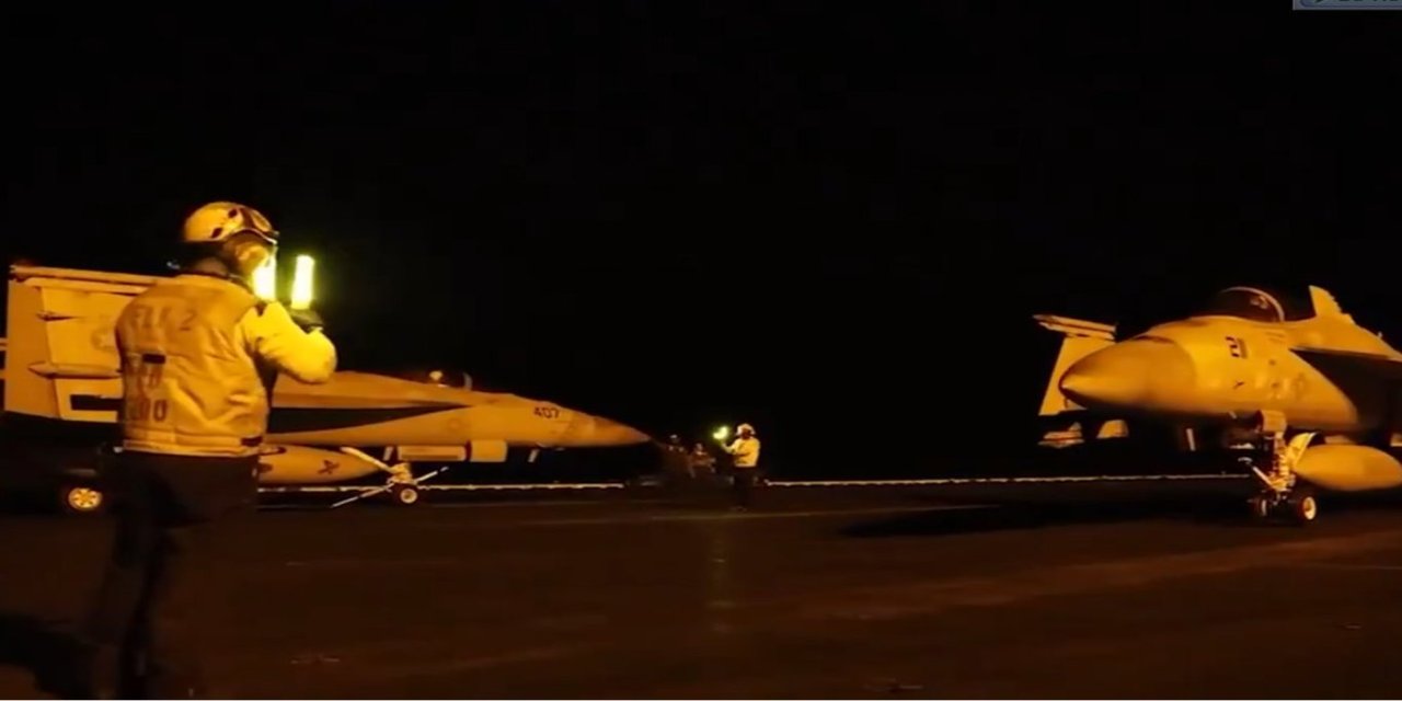 İran'da patlamalar meydana geldi
