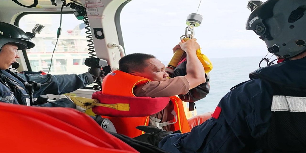 Güney Çin Denizi’nde kargo gemisi battı: 48 kişi kurtarıldı, 14 kişi aranıyor