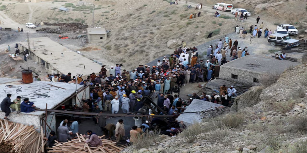 Pakistan'da kömür madeninin çökmesi sonucu 11 madenci hayatını kaybetti