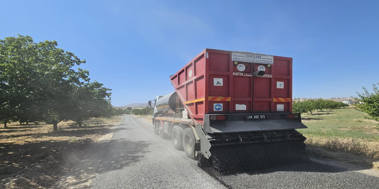 Battalgazi'de yol çalışmaları ilçe genelinde sürüyor