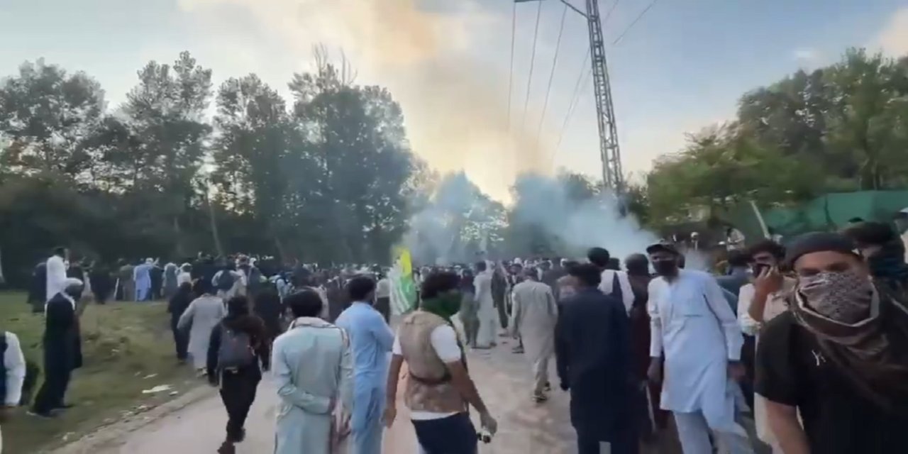 Pakistan Keşmiri'nde kanlı baskı iddiası: Onlarca sivilin öldürüldüğü bildiriliyor