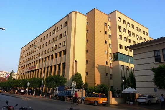 ‘Paralel Yapı’ iddiasıyla 3 kişi tutuklandı