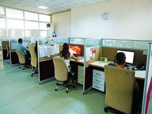Denizli'ye 400 kişilik çağrı merkezi