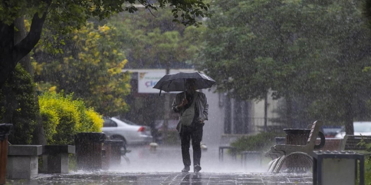 Meteoroloji'den 5 il için kuvvetli sağanak uyarısı