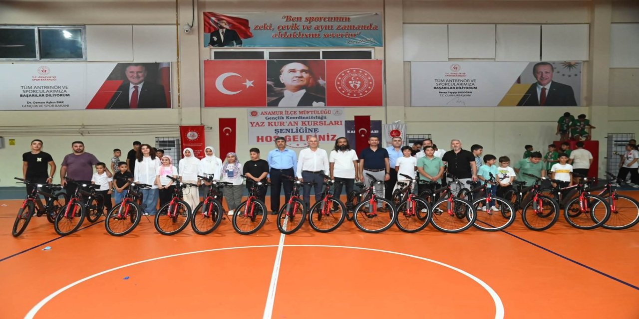 Anamur'da yaz Kur’an kurslarının kapanış programı düzenlendi