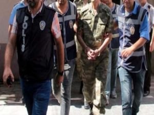 Elazığ'da FETÖ'den 16 asker tutuklandı