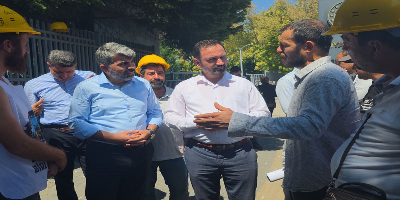 HÜDA PAR Milletvekili Dinç, hakları için eylem yapan madencileri ziyaret etti