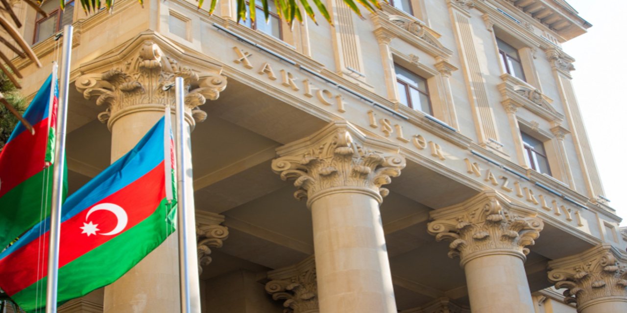 Azerbaycan Rus büyükelçisini bakanlığa çağırdı
