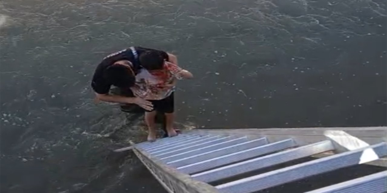 Dereye düşen 8 yaşındaki çocuk kurtarıldı