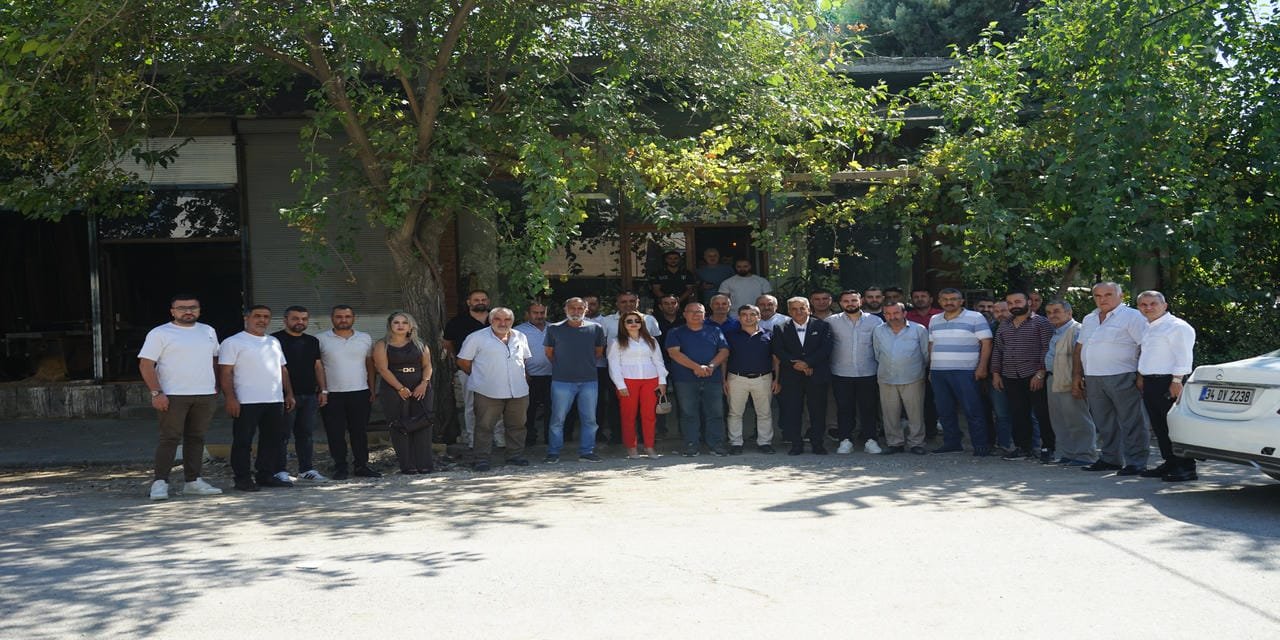 Mobilyacılar ve Marangozcular Sektöründen İstişare Grubu’na Destek