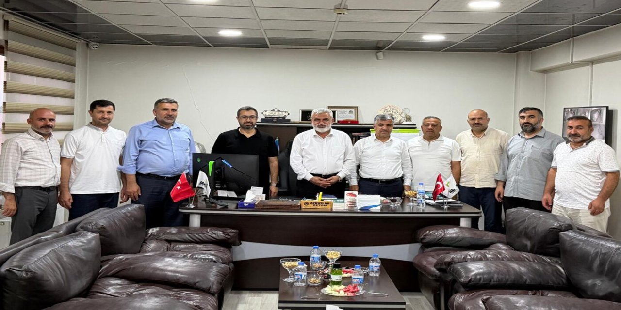 HAKSİAD Genel Başkanı Turgut, Muş Şubesi yönetimiyle bir araya geldi