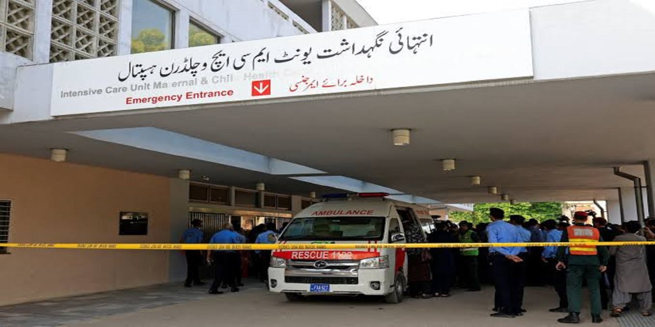 Pakistan'da hastanenin yenidoğan ünitesinde yangın: 15 bebek öldü