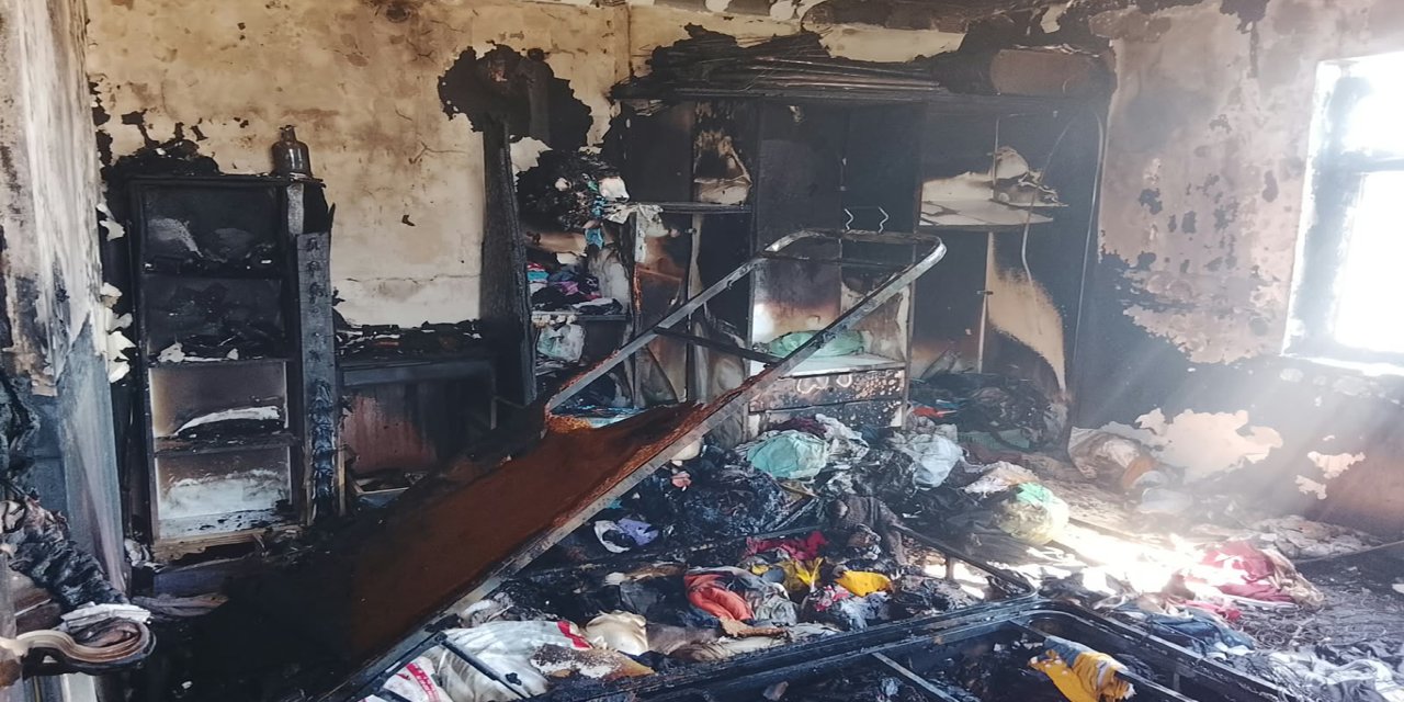 Batman’da 6’ncı katta çıkan yangın evi kullanılamaz hale getirdi