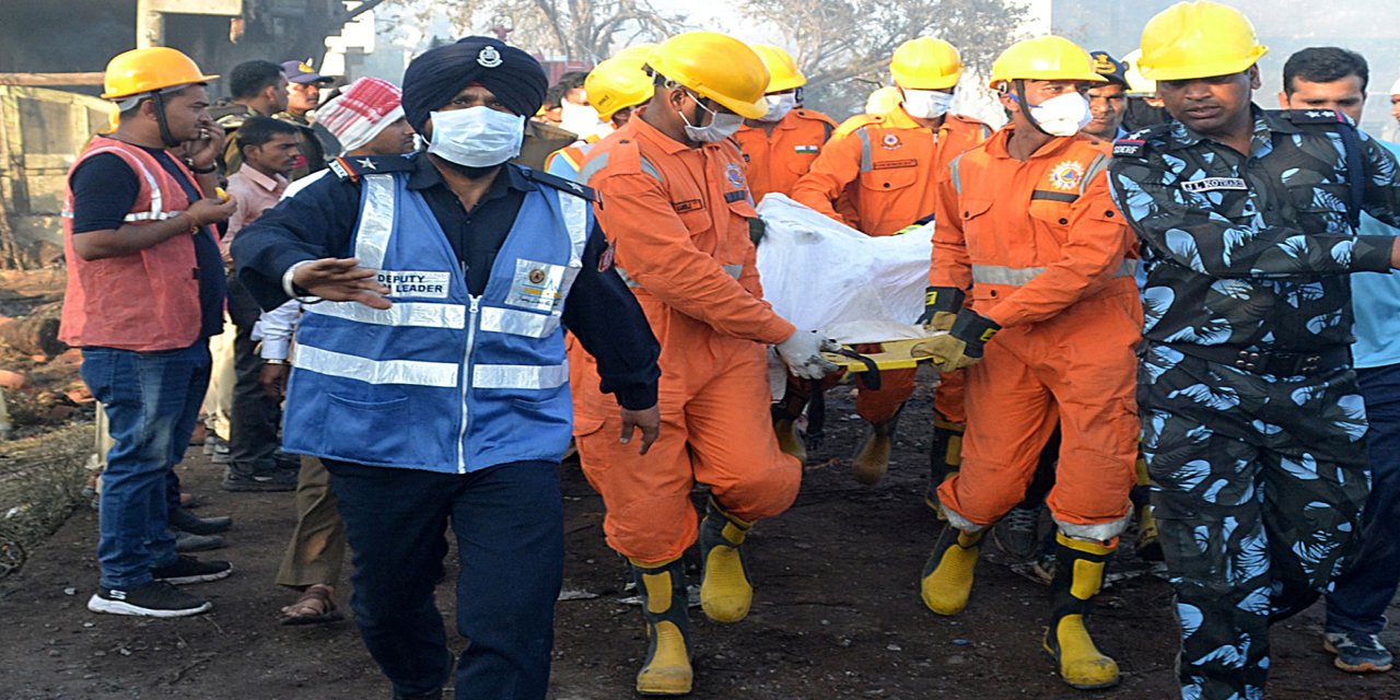 Hindistan’da havai fişek fabrikasında patlama