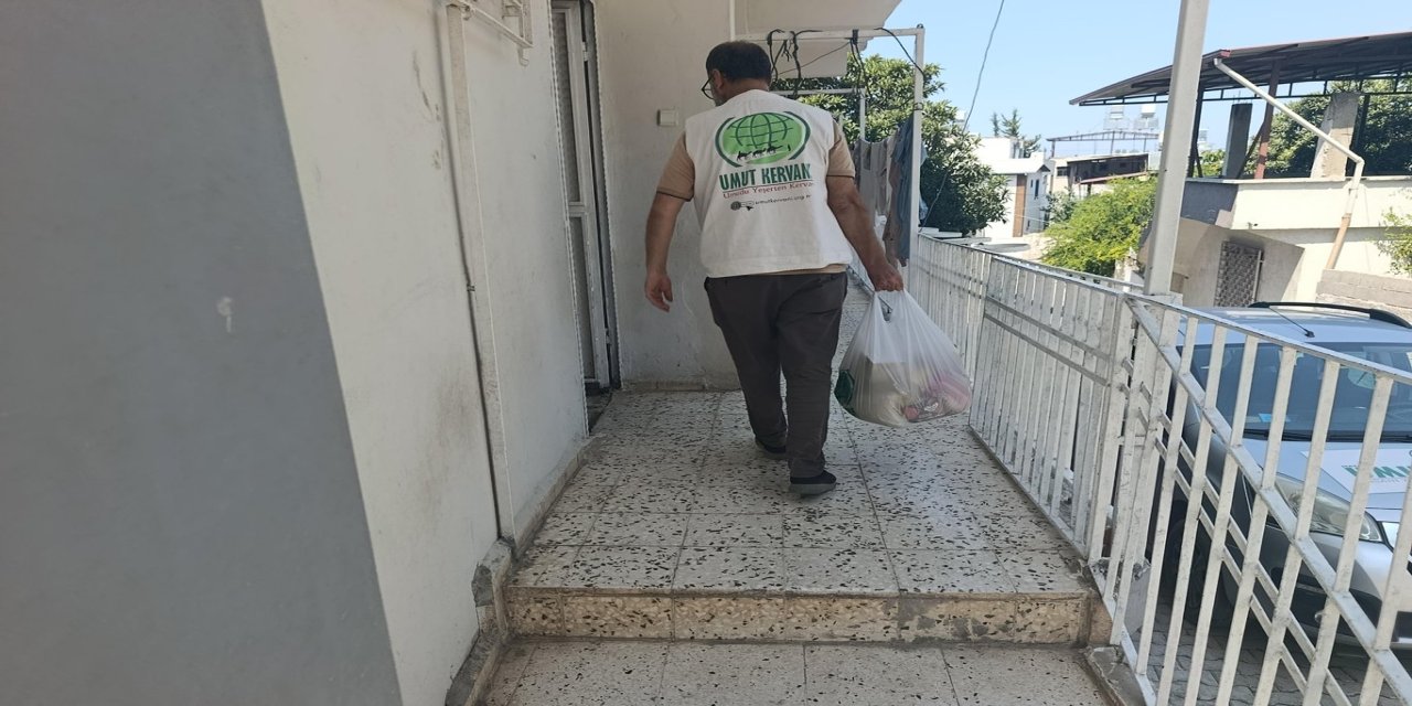 Umut Kervanı, Hatay'da gıda yardımlarını sürdürüyor