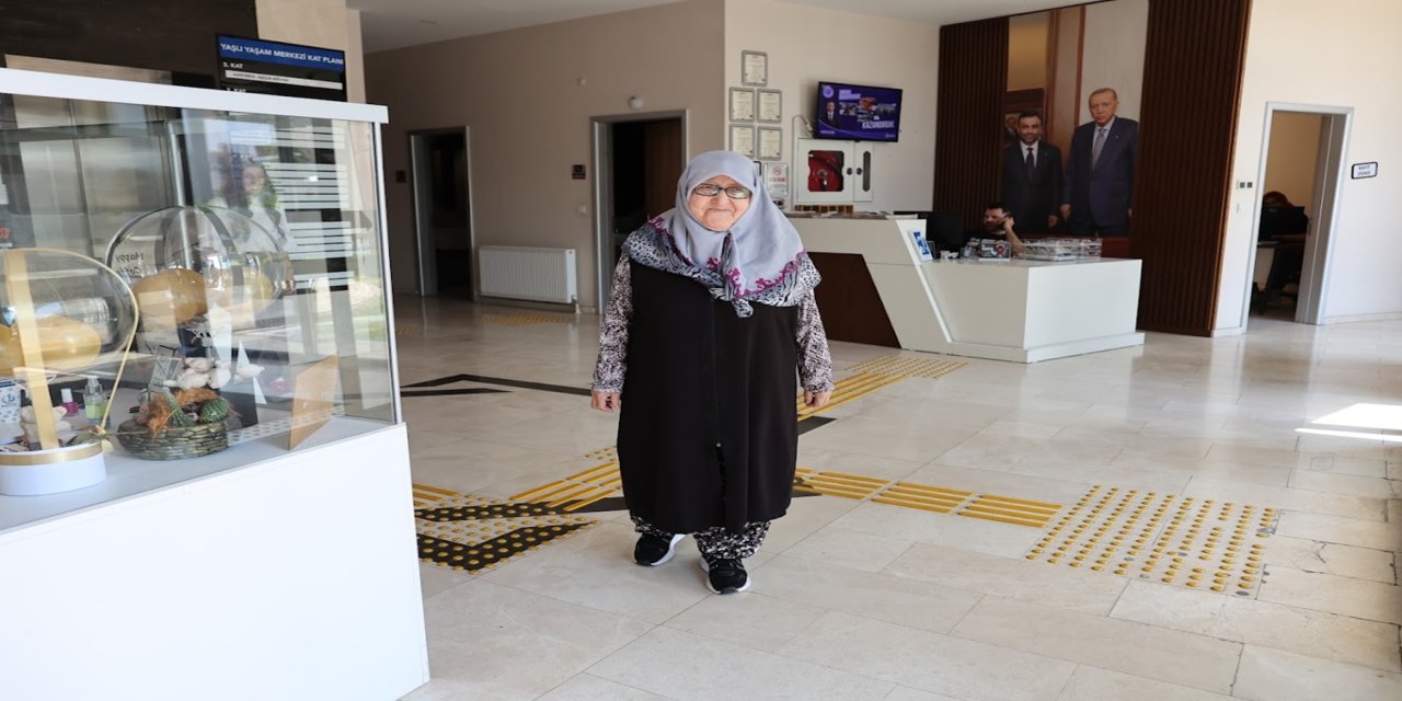 Parkinson hastası 82 yaşındaki kadın sporla şifa buldu