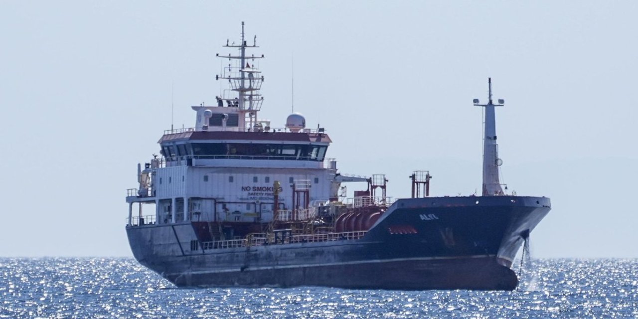 Silivri açıklarında gemi kazasında iki kaptan tutuklandı