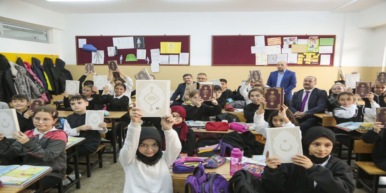 Seçmeli Kur’an-ı Kerim dersini tercih eden öğrencilere Kur’an hediye edilecek