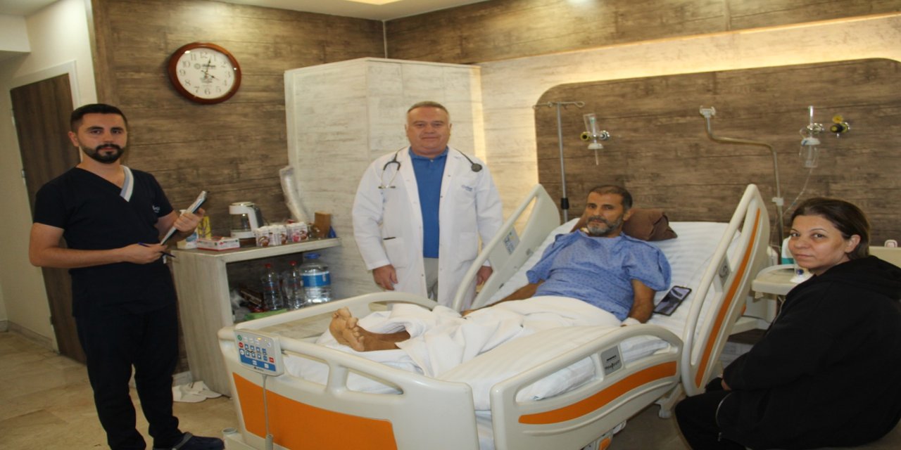Kalp ve ana damarlara baskı yapan 5 kilogramlık kitle ameliyatla çıkarıldı