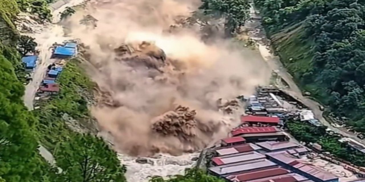 Nepal’de sel felaketi ağırlaşıyor