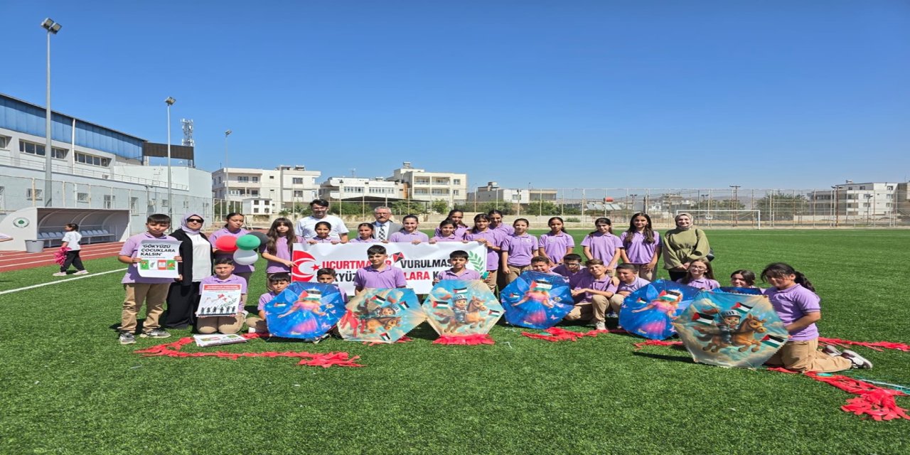 Gaziantep'te uçurtmalar Gazze’deki çocuklar için gökyüzüne bırakıldı