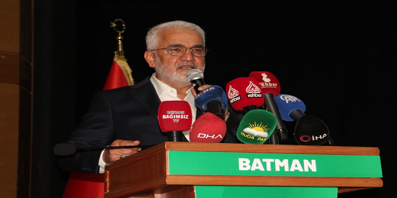 HÜDA PAR Genel Başkanı Yapıcıoğlu: Sapkınlığı başkasına bulaştırma hürriyetinizi tanımıyoruz