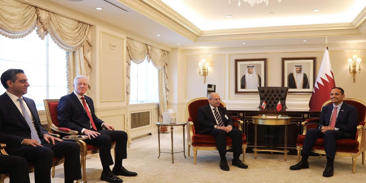 Katar ve Lübnan iki ülke arasındaki işbirliğini görüştü