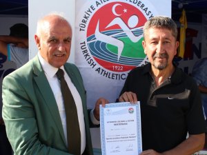 Rıdvan Şükür, IAAF Eğitimi sonunda Antrenör oldu