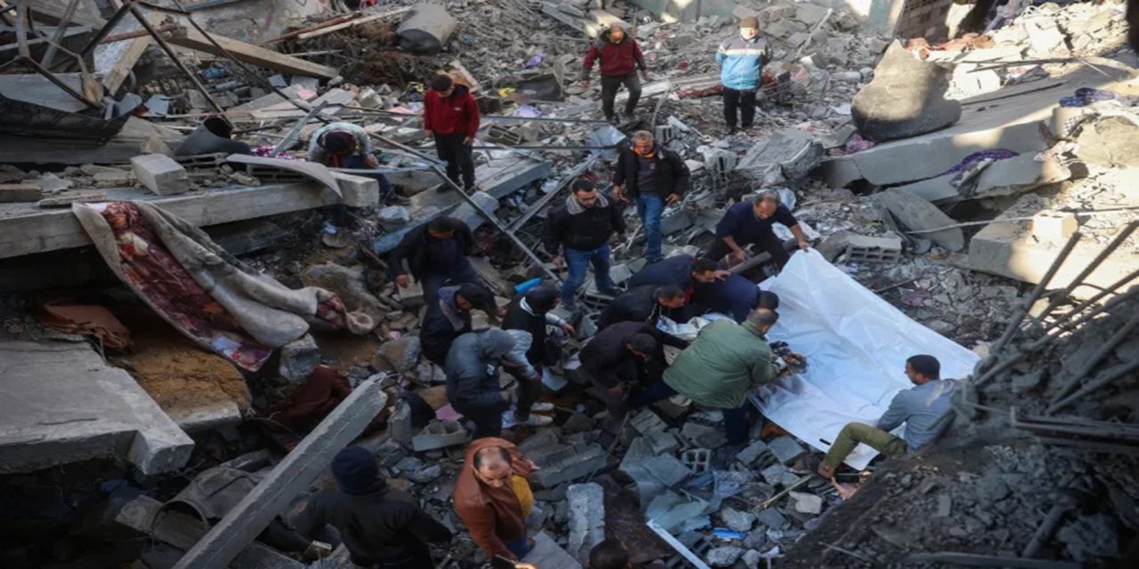 Gazze'de şehit sayısı 74 bin 23'e yükseldi