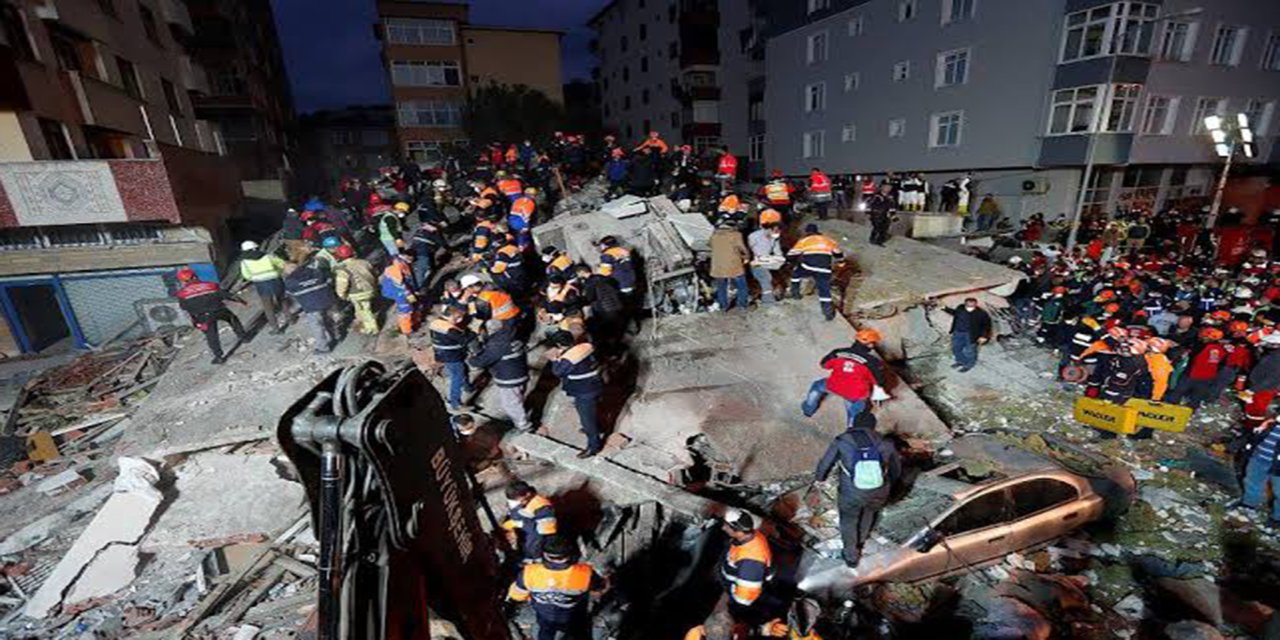 İstanbul Maltepe'de 7 katlı binanın 3 katı çöktü: Can kaybı 3'e yükseldi