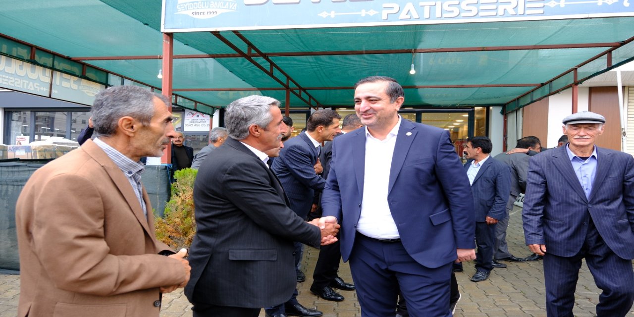 HÜDA PAR Milletvekili Ramanlı Yüksekova’da vatandaşların sorun ve taleplerini dinledi