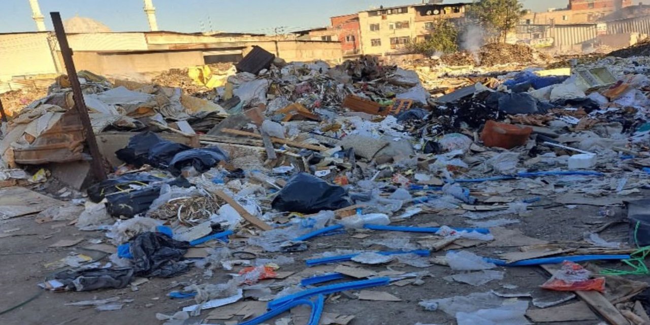 Sanayi esnafı çöp sorununa kalıcı çözüm bekliyor