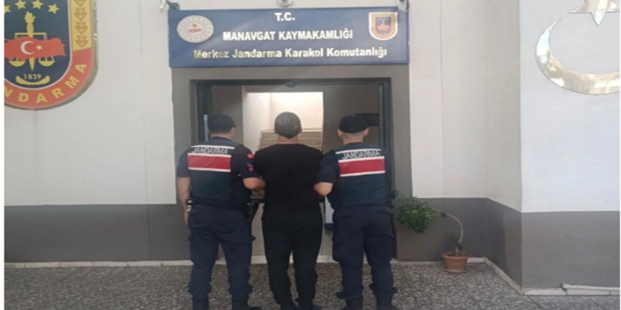 Antalya’da araması bulunan 594 kişi yakalandı