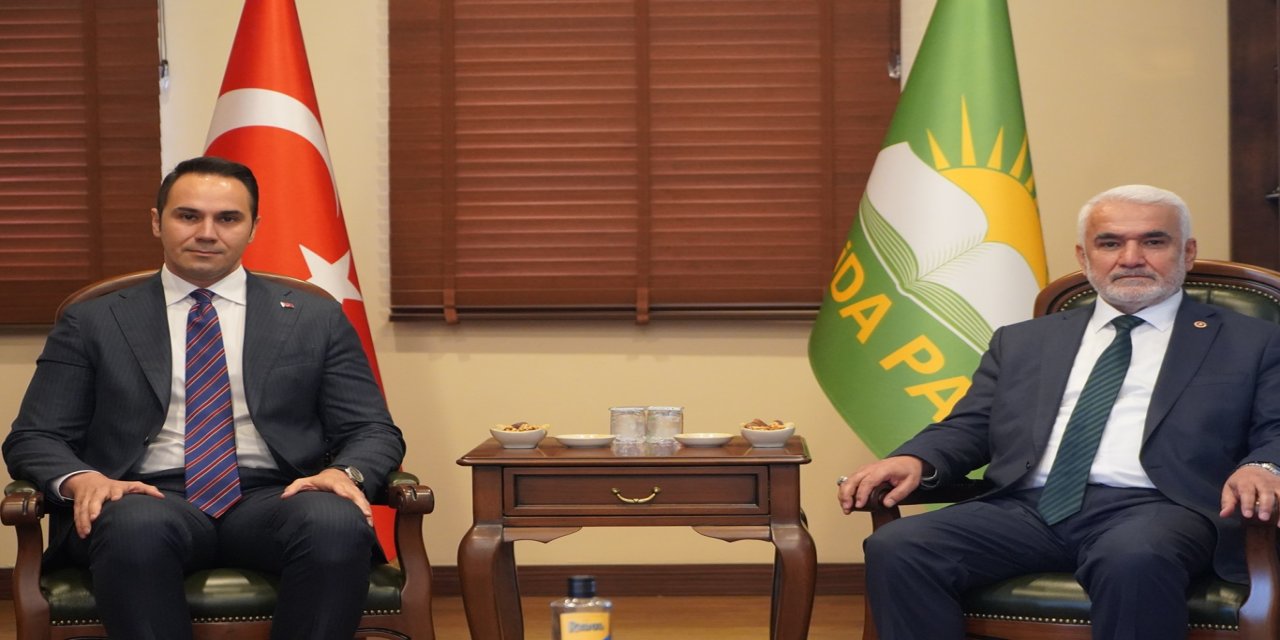 HÜDA PAR Genel Başkanı Yapıcıoğlu, DYP Genel Başkanı Küpeli’yi ağırladı