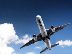 Geç kalan yolcu, havalanan uçağı bomba ihbarı ile indirdi