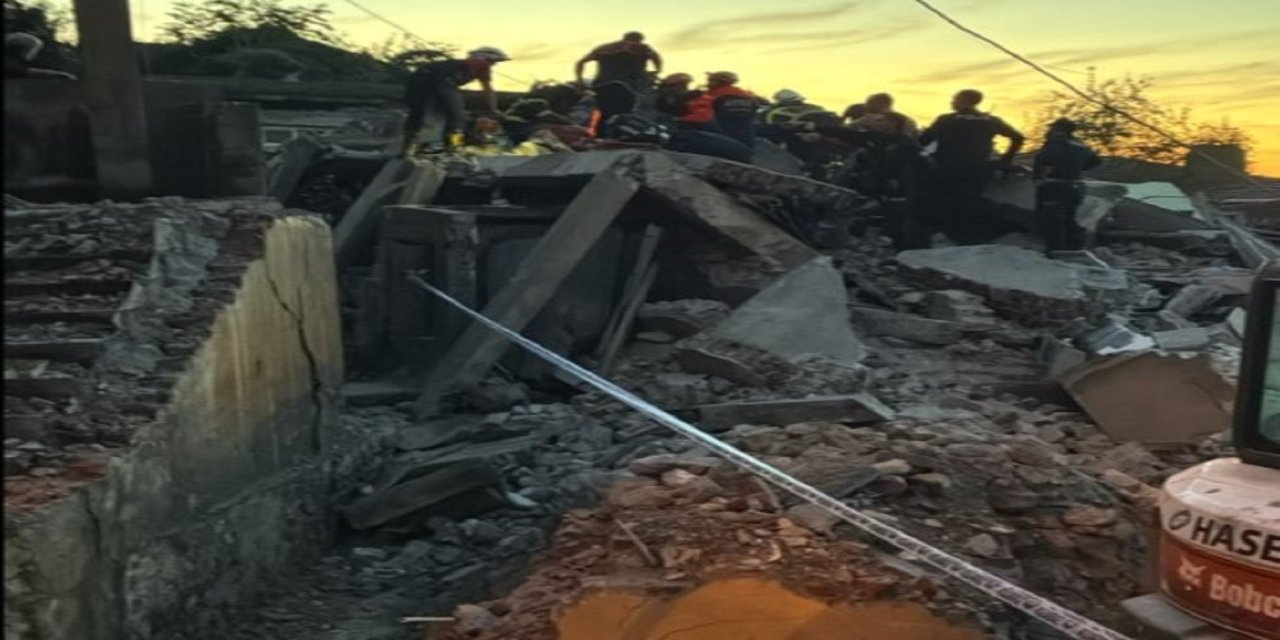 Zonguldak'ta bina çökmesinin ardından çevredeki 7 bina boşaltıldı