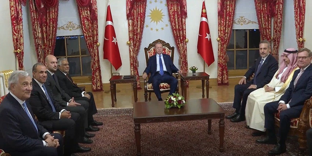 Cumhurbaşkanı Erdoğan İstanbul’da dışişleri bakanlarını kabul etti