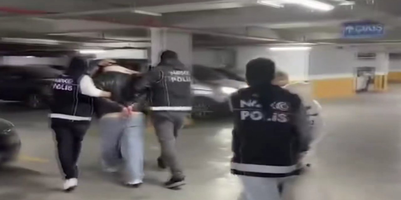 İstanbul’da uluslararası aranan 2 şüpheli yakalandı