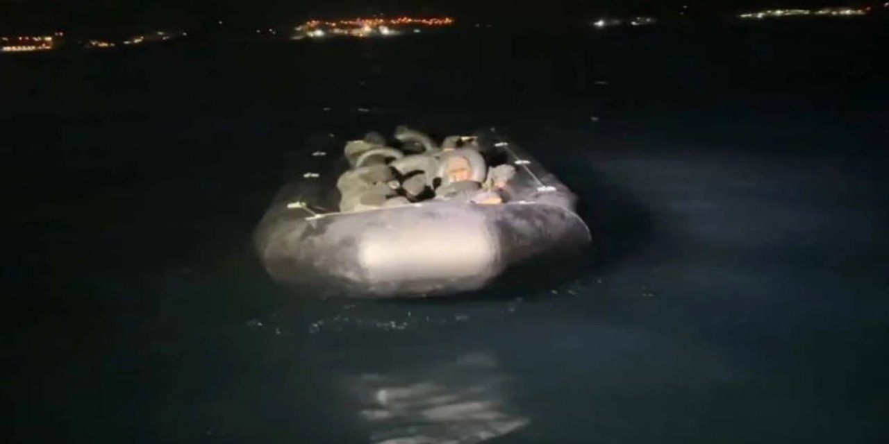 İzmir'de 18 düzensiz göçmen yakalandı