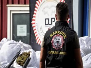 Diyarbakır polisi uyuşturucu tacirlerine darbe vurdu