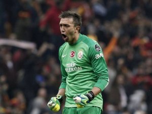 Fernando Muslera Dünya'nın en iyi 20 kalecisi arasında