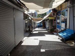 Tunceli'de kepenk kapatma eylemi sonrası 12 gözaltı